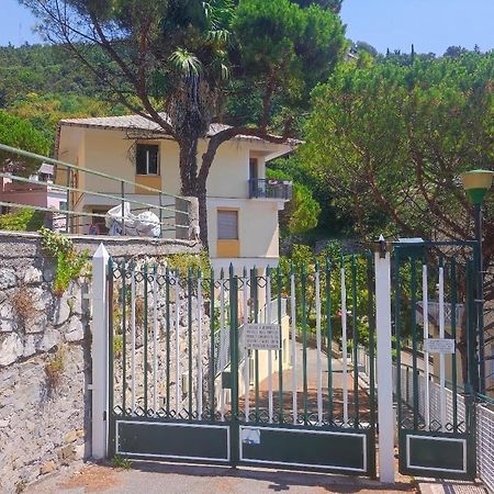 Forti Genova-Free Parking Castellaccio Apartment 2 Exterior foto